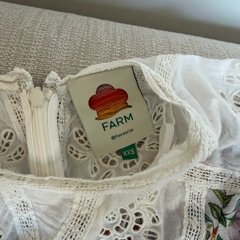 FARM Rio Sweet Bloom Floral Dress - Picture 2 of 11